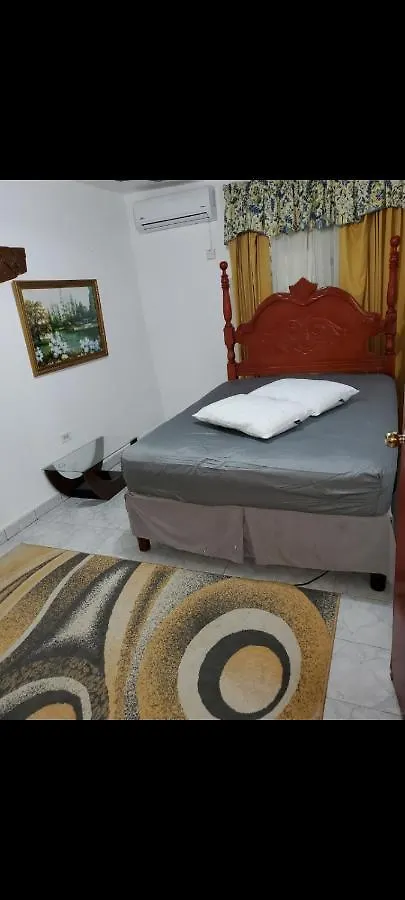 The Hideaway Apartment Saint Ann's Bay